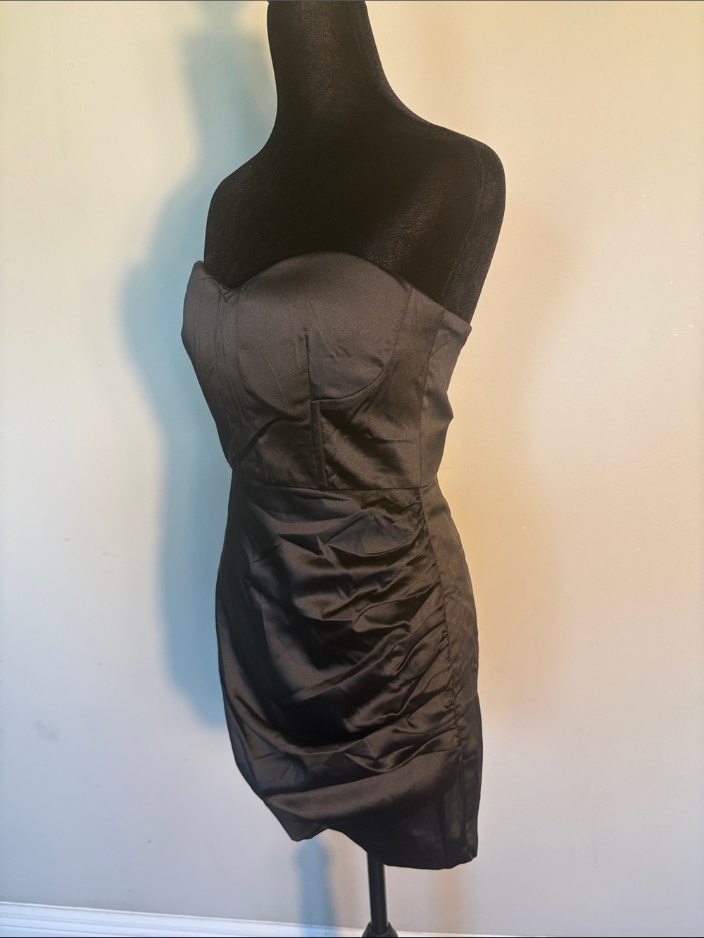naked wardrobe Black Strapless Ruched Bust Mini Dress - Picture 4 of 7